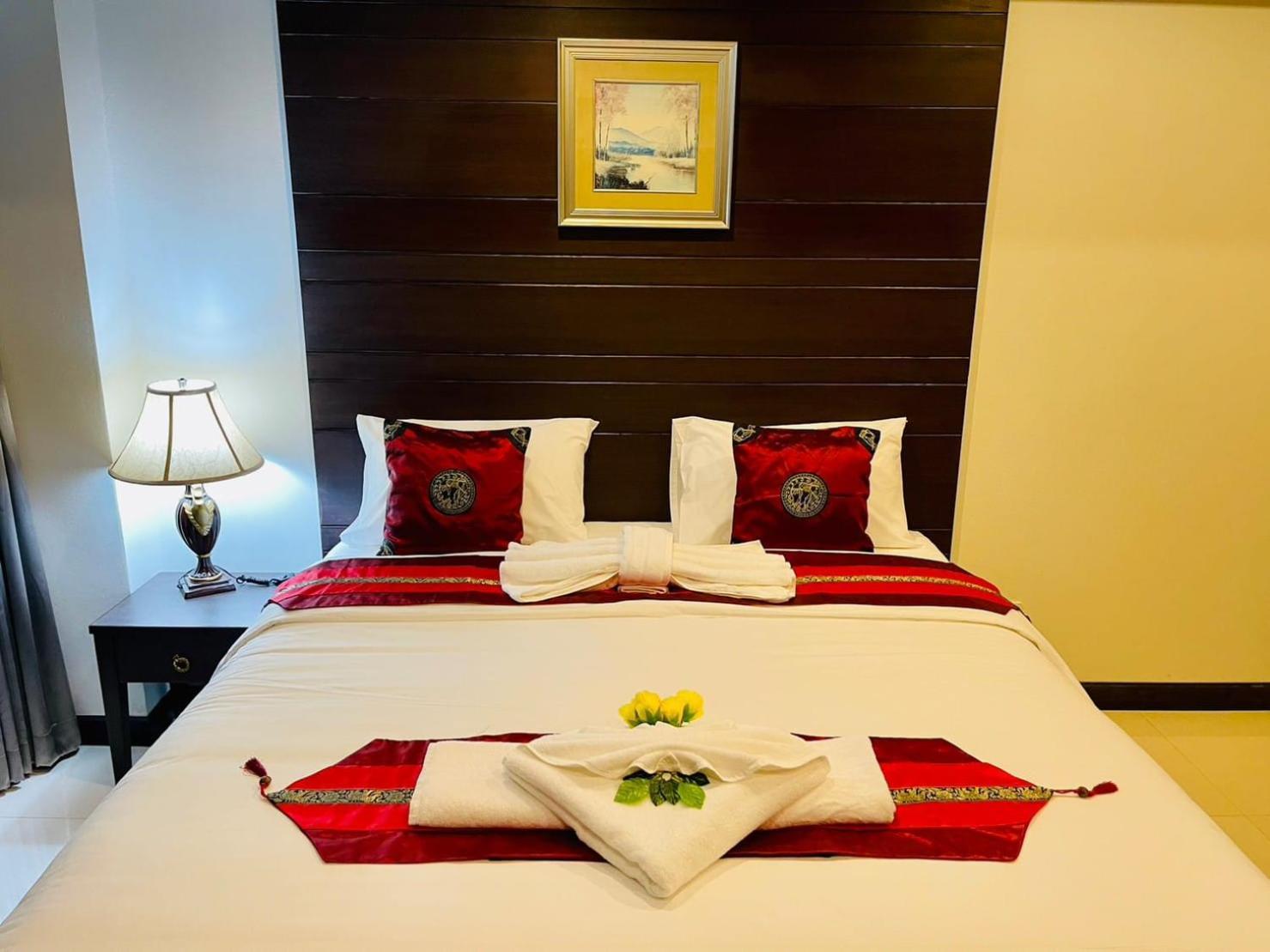 Valhalla Pattaya Hotel Jomtien Beach Eksteriør billede